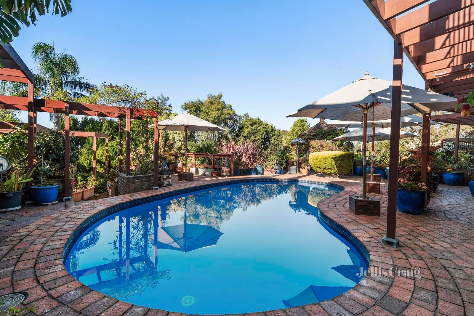 23 Stirling Crescent, Glen Waverley image 10