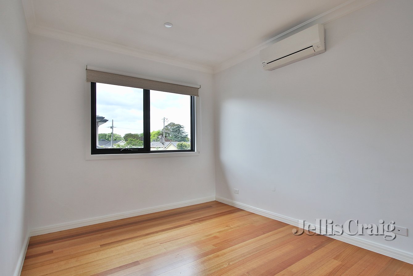 2/3 Summit Crescent, Glen&nbsp;Waverley image 4