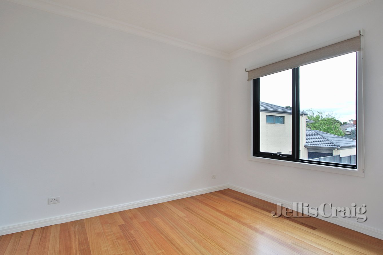 2/3 Summit Crescent, Glen&nbsp;Waverley image 6
