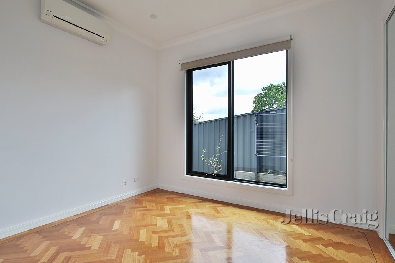 2/3 Summit Crescent, Glen&nbsp;Waverley image 7