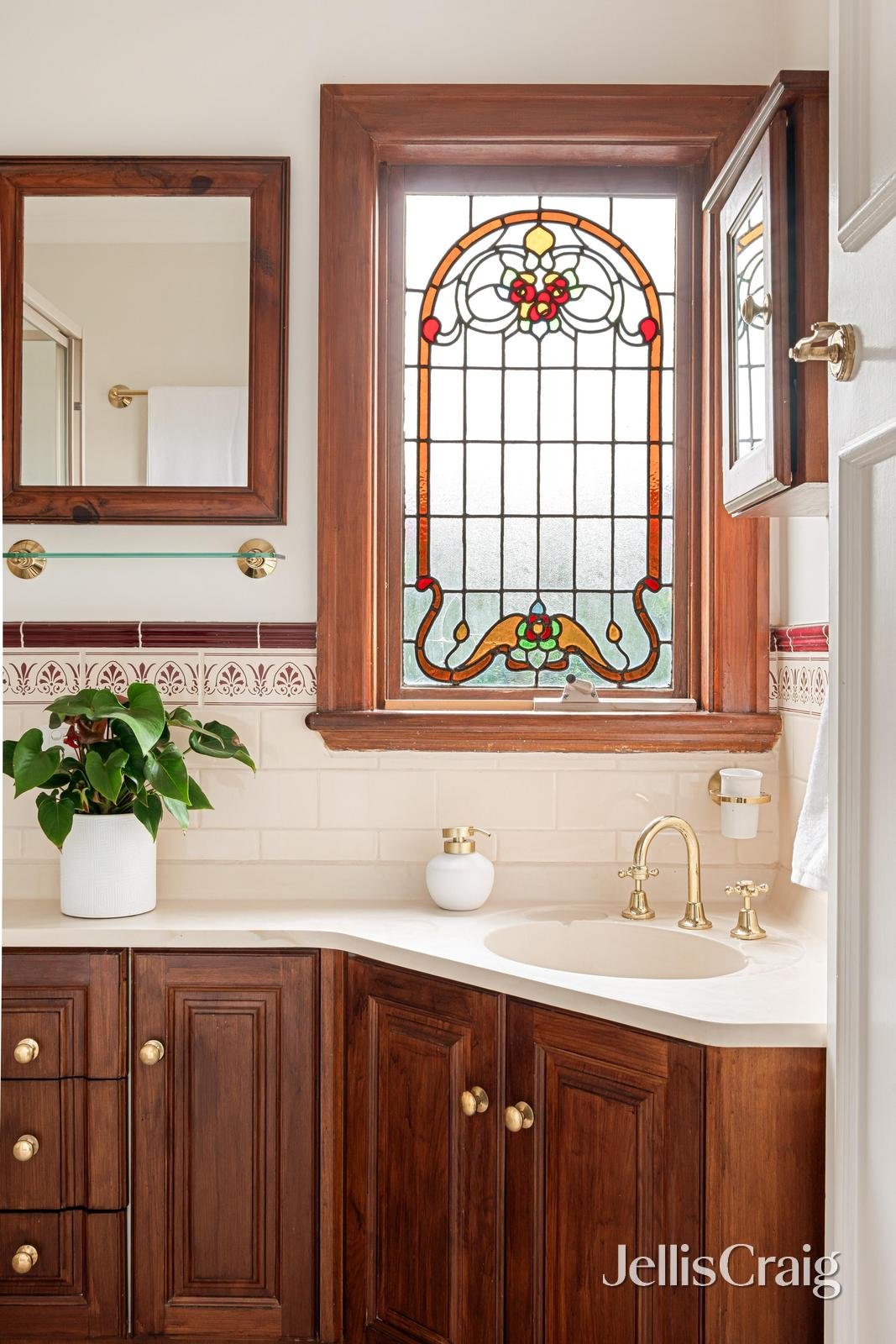 23 Swanpool Avenue, Chelsea image 14