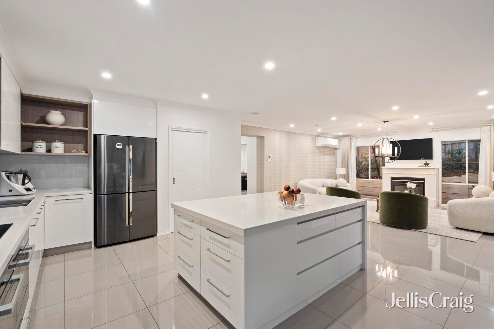 23 Tandarra Drive, Ringwood image 3