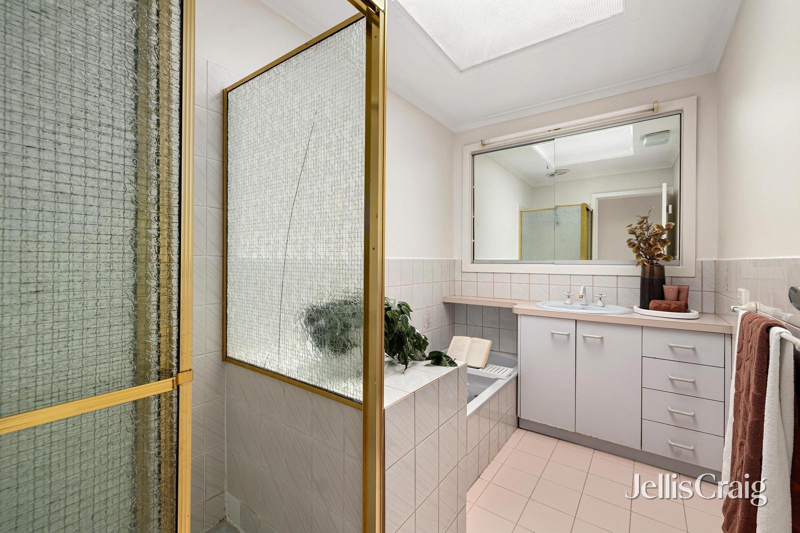 23 Terrara Court, Montmorency image 7