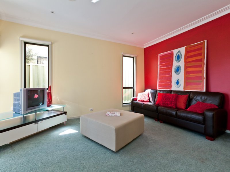 23 The Crescent, Point Cook image 2