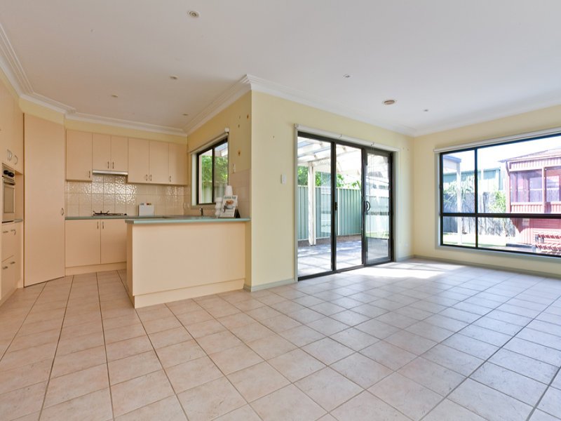 23 The Crescent, Point Cook image 4