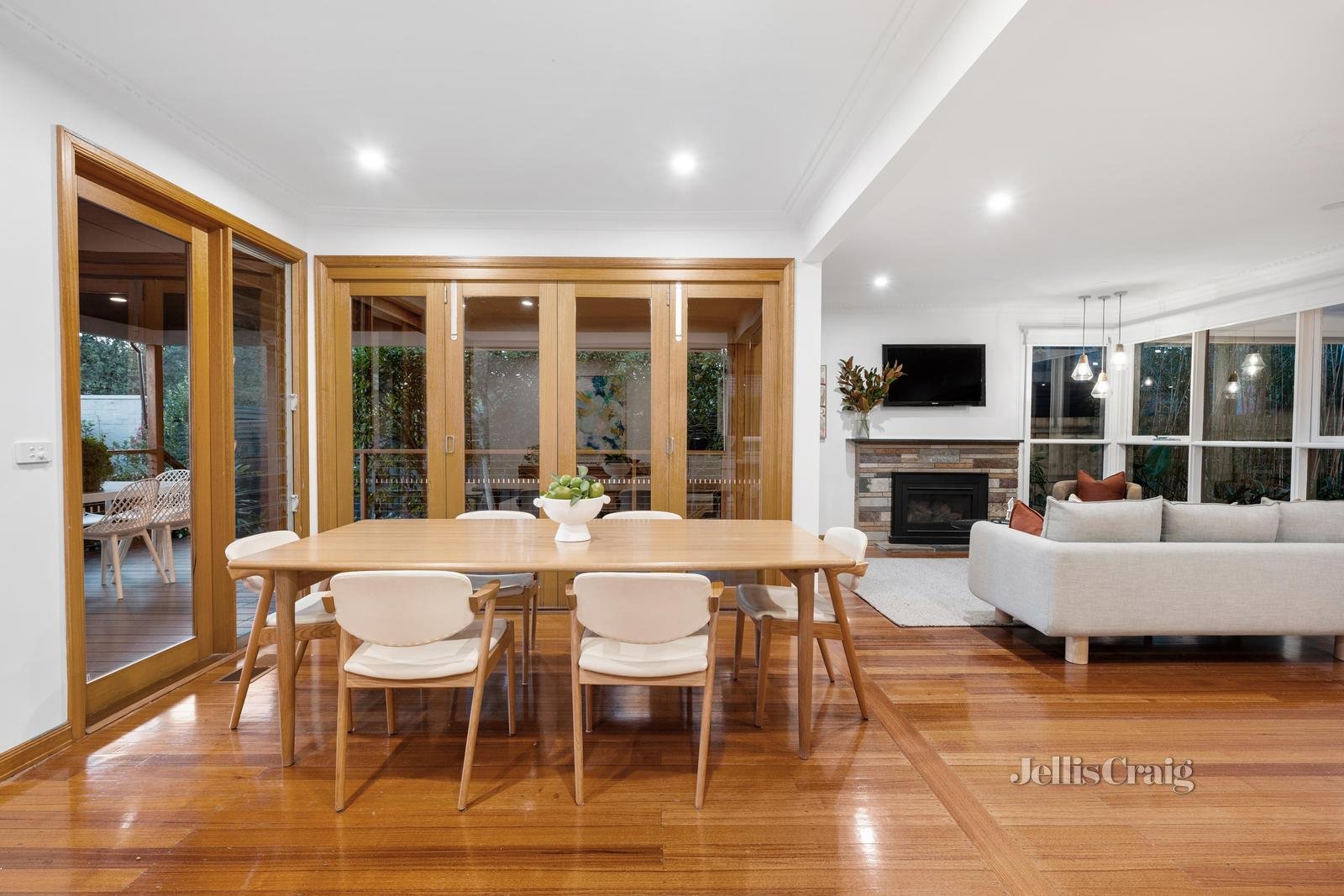 23 The Grange, Malvern East image 6