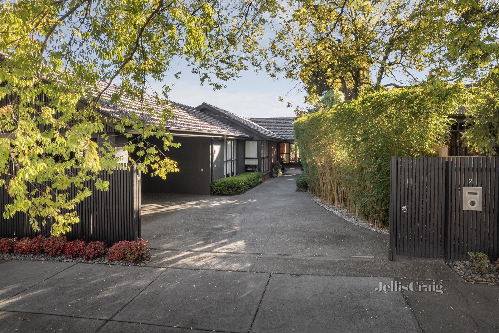23 The Grange, Malvern East image 22