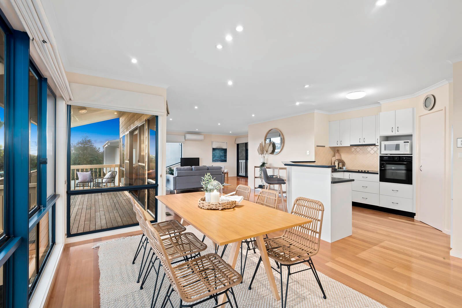 Property Gallery Thumbnail 8