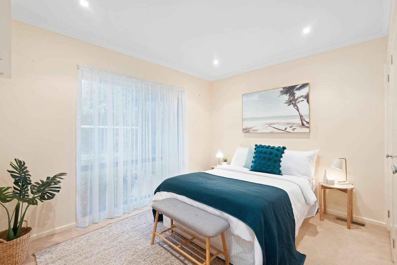 Property Gallery Thumbnail 14