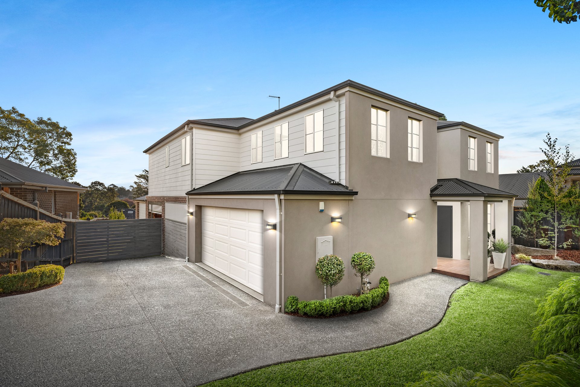 23 Tiverton Circuit, Mooroolbark image 1