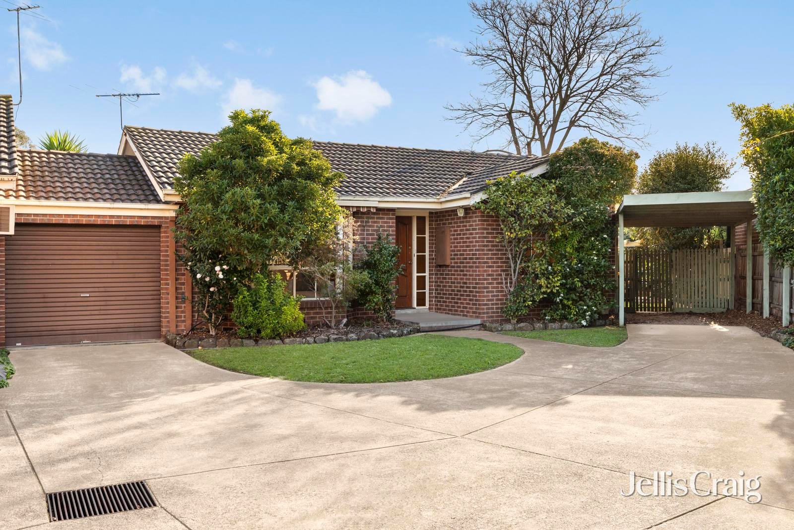 2/3 Tremaine Court, Mulgrave image 1