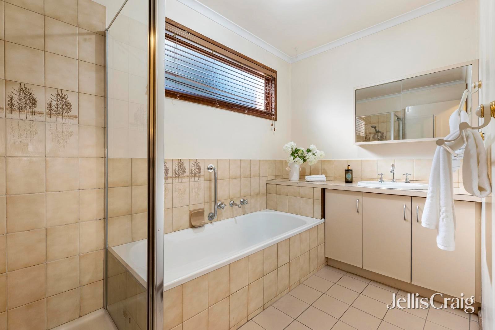 2/3 Tremaine Court, Mulgrave image 5