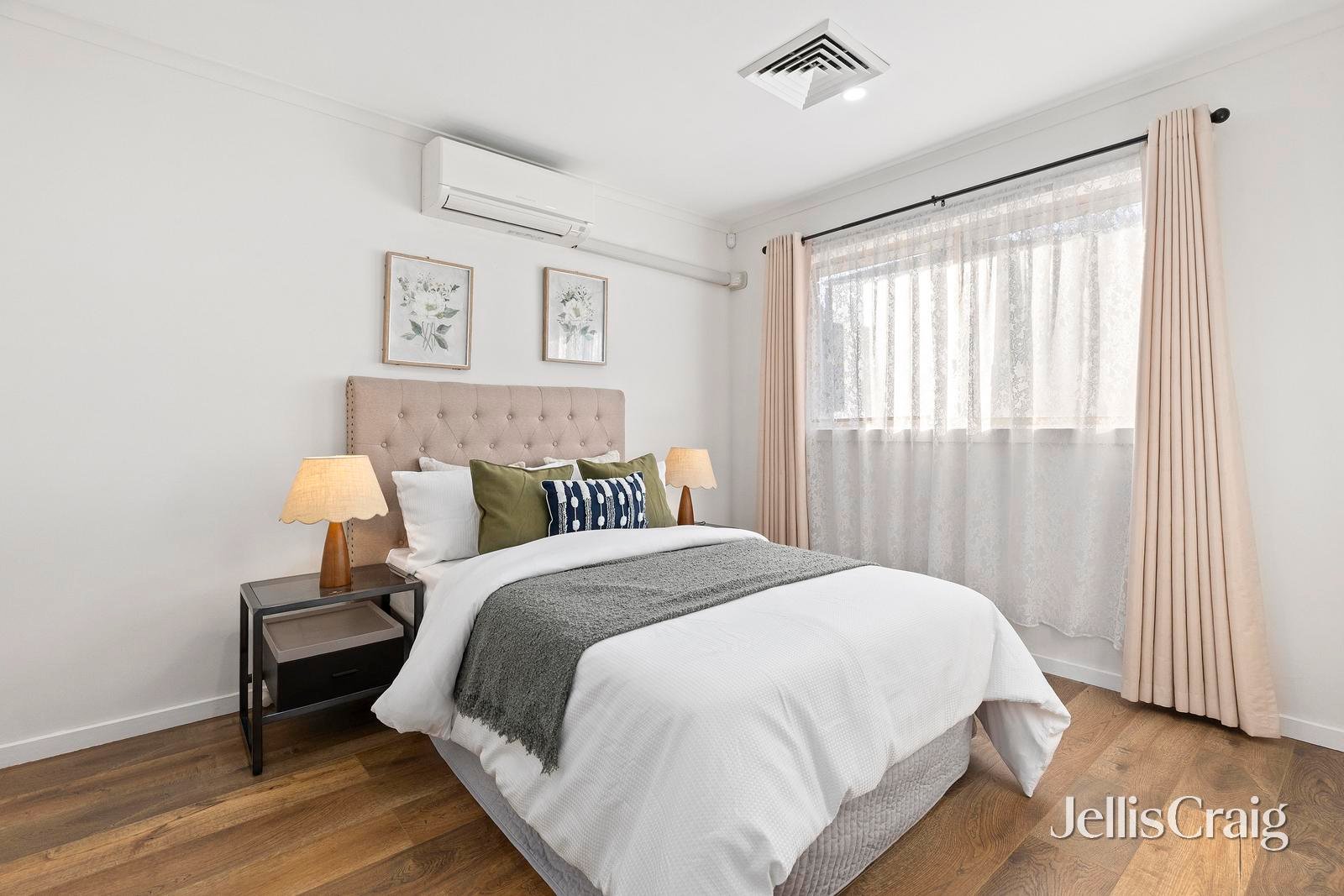 23 Tullamore Avenue, Doncaster image 12