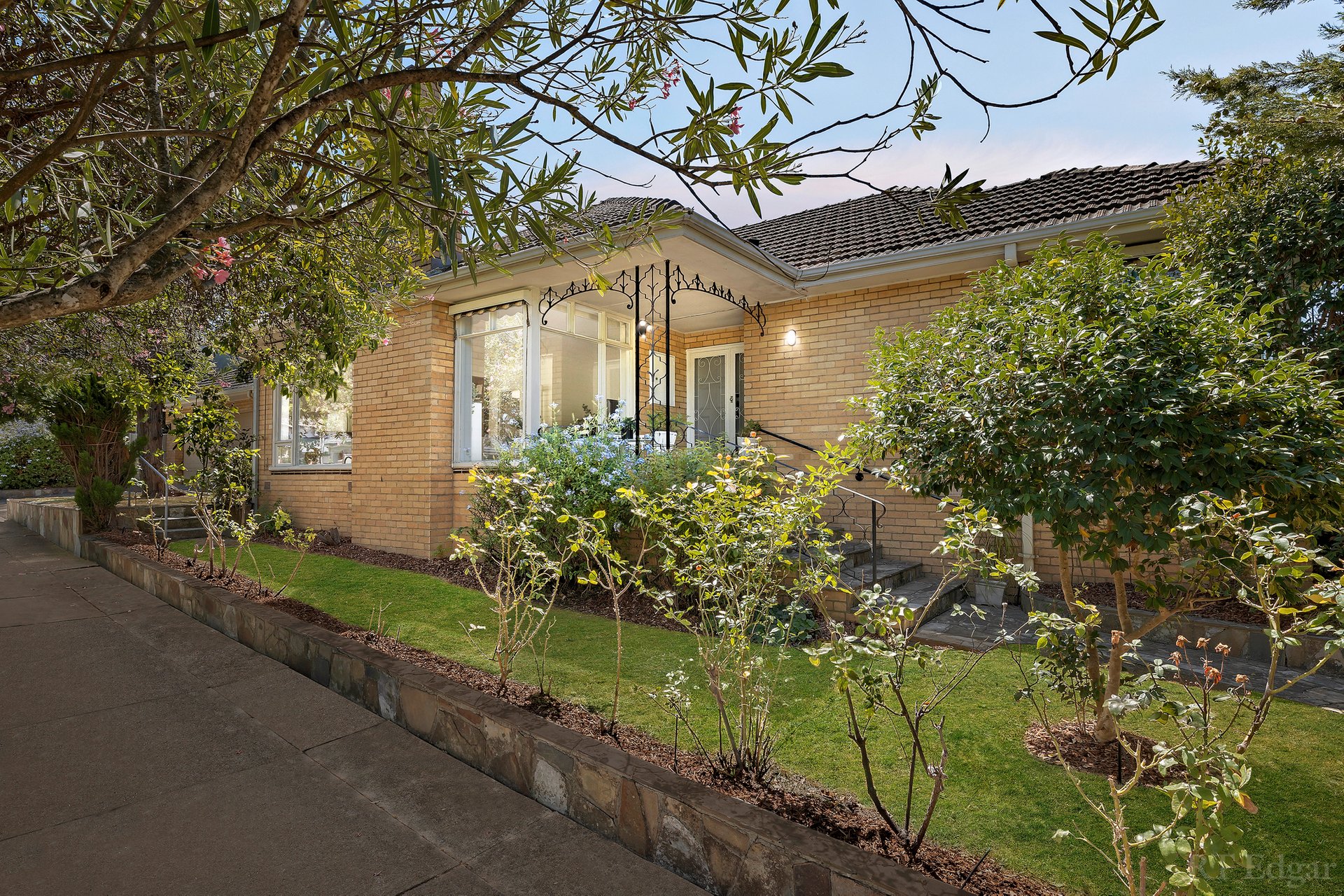 Property Gallery - Main Image