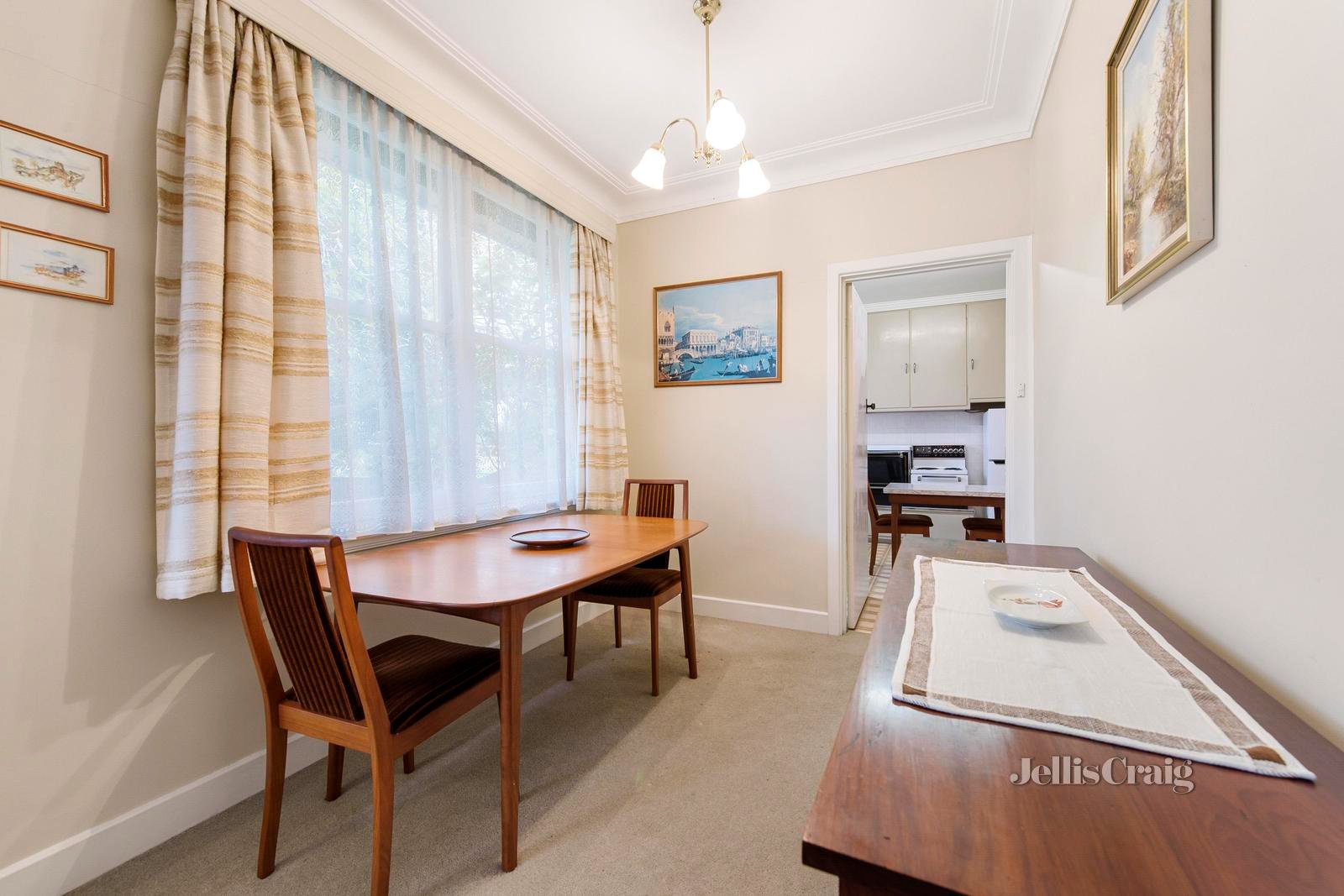 23 Vernon Street, Blackburn South image 6