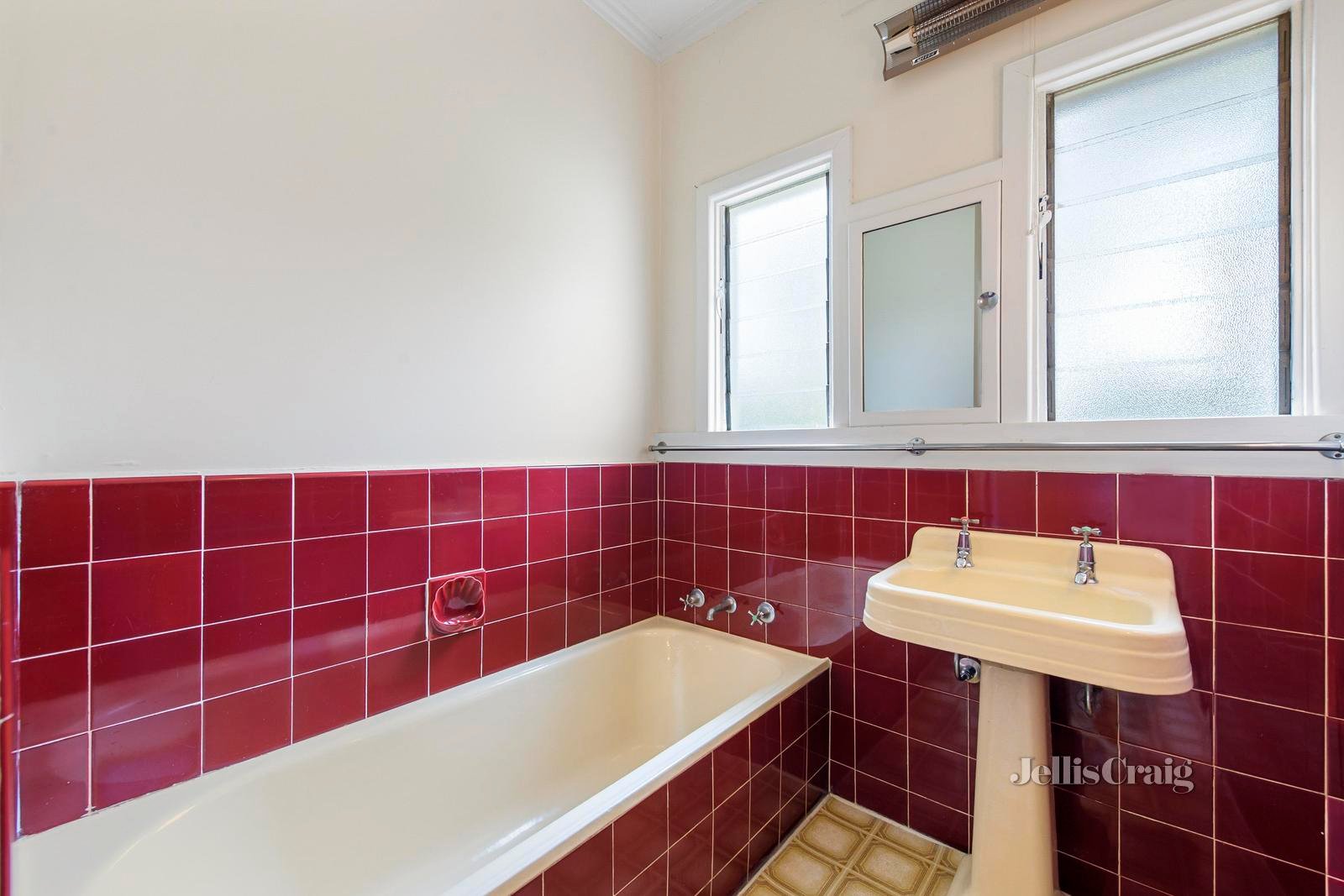 23 Vernon Street, Blackburn South image 9