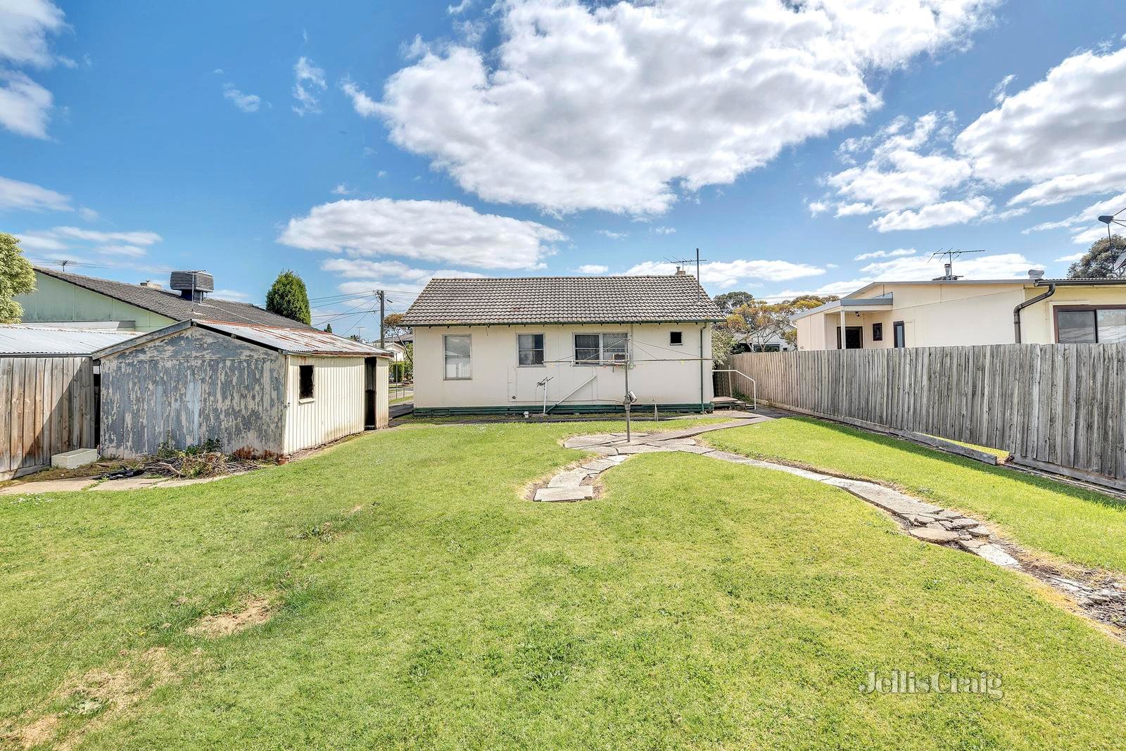 23 Vervale Avenue, Fawkner image 9