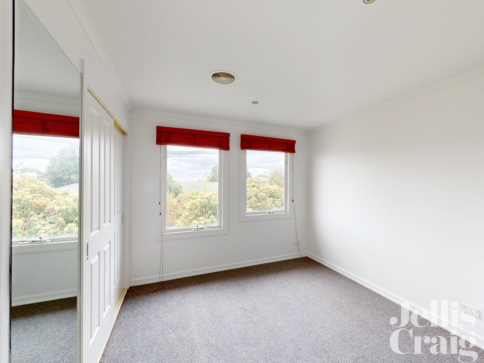 23 Viewhill Road, Balwyn North image 9