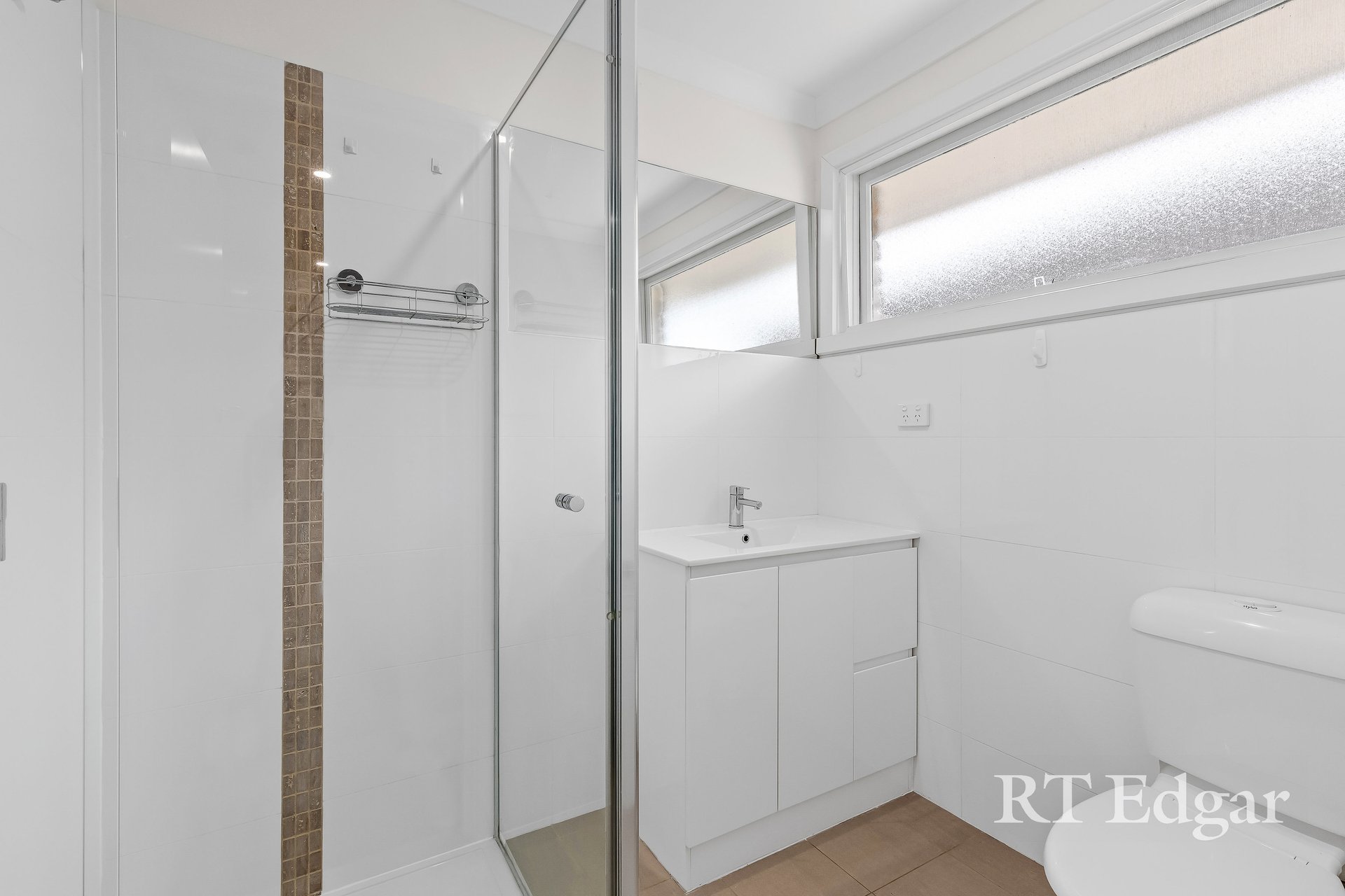 Property Gallery Thumbnail 9