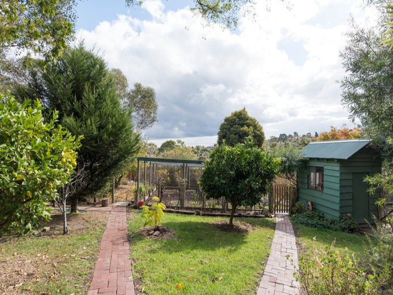 23 Williams Road, Mooroolbark image 14