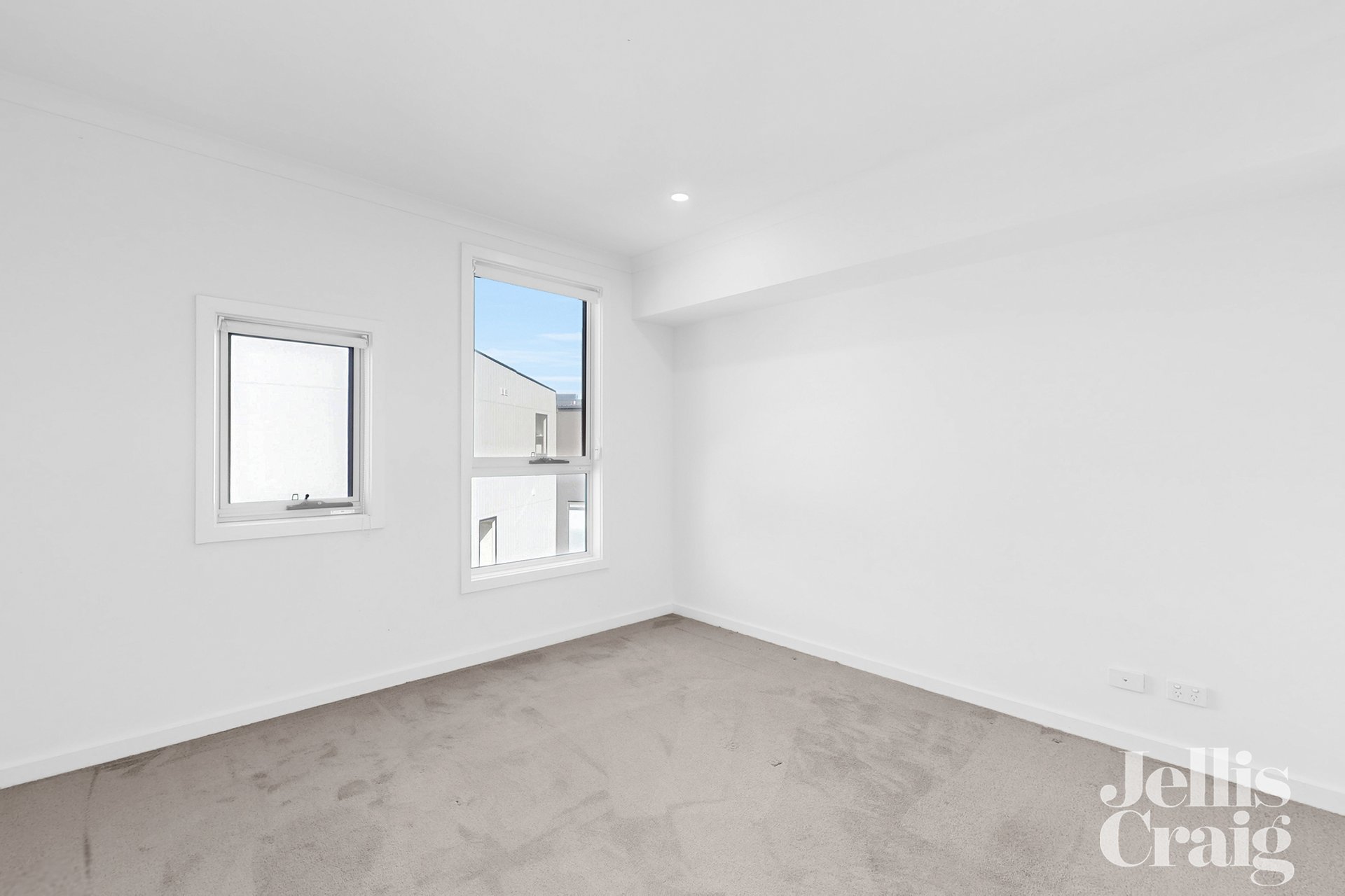 23 Yellowstone Street, South Morang image 7
