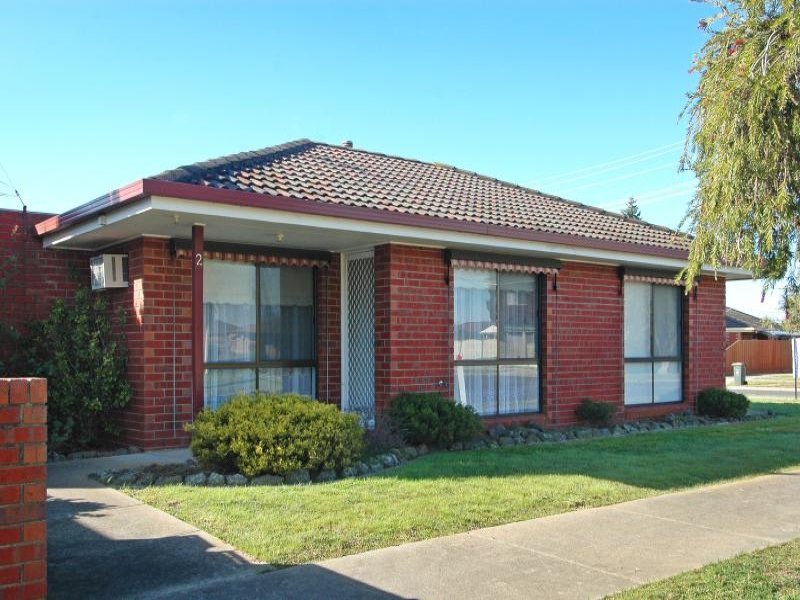 2/30-32 Enfield Drive, St Albans Park image 2