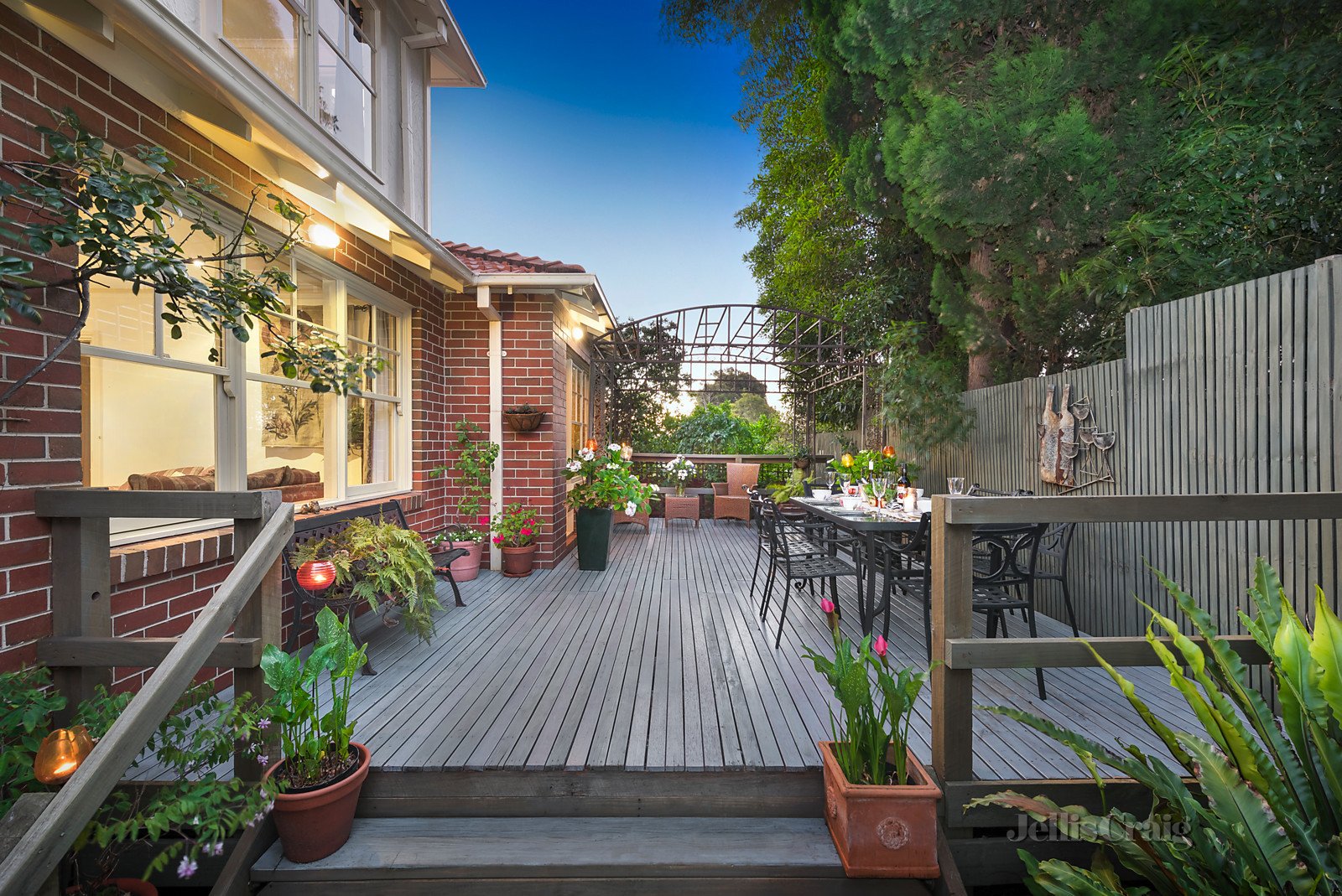 2/30 Alfred Road, Glen Iris image 2