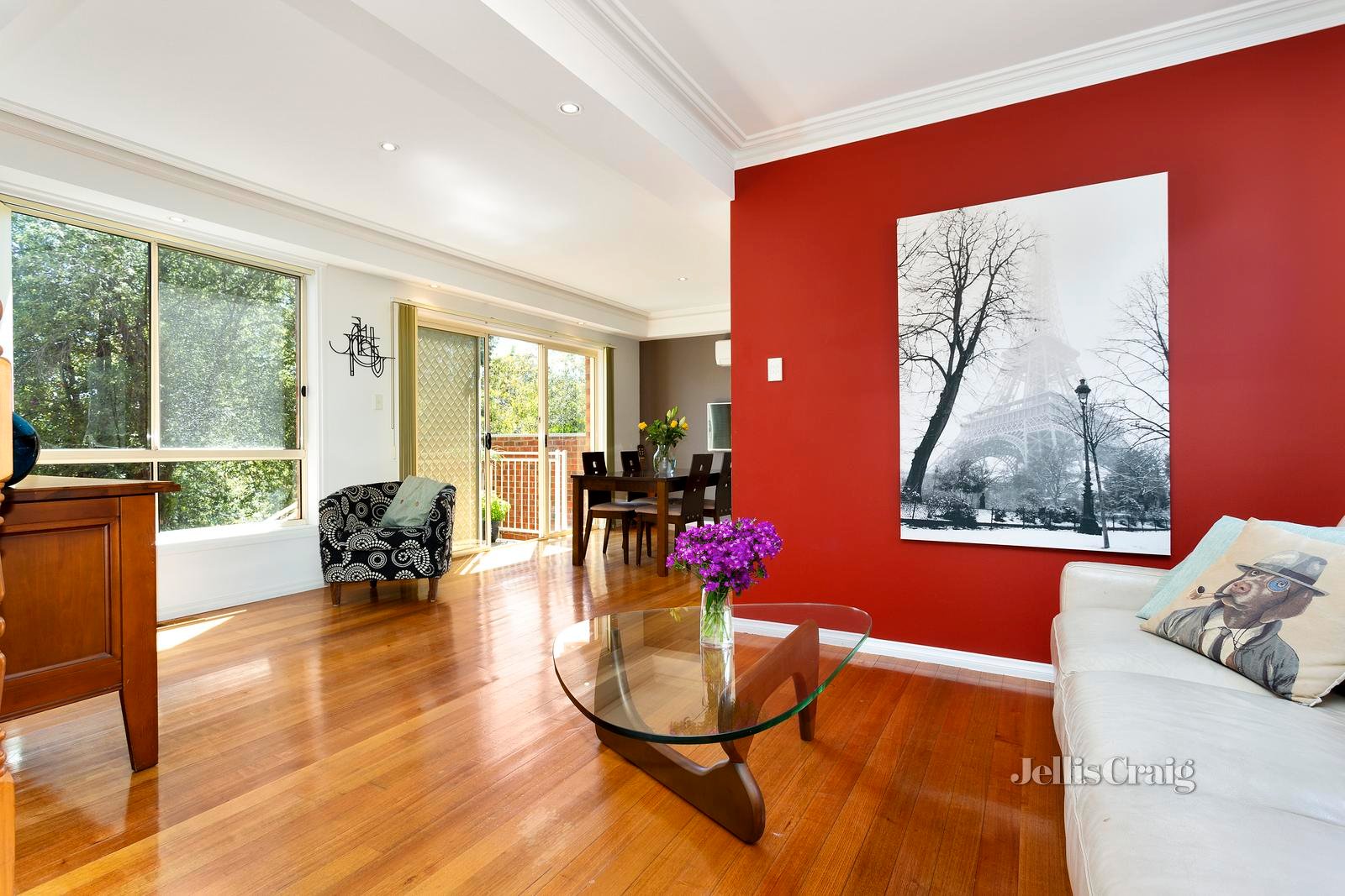 2/30 Archibald Street, Pascoe Vale image 2