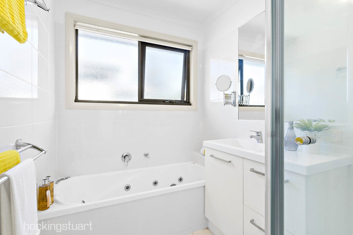 2/30 Dunloe Avenue, Mont Albert North image 7