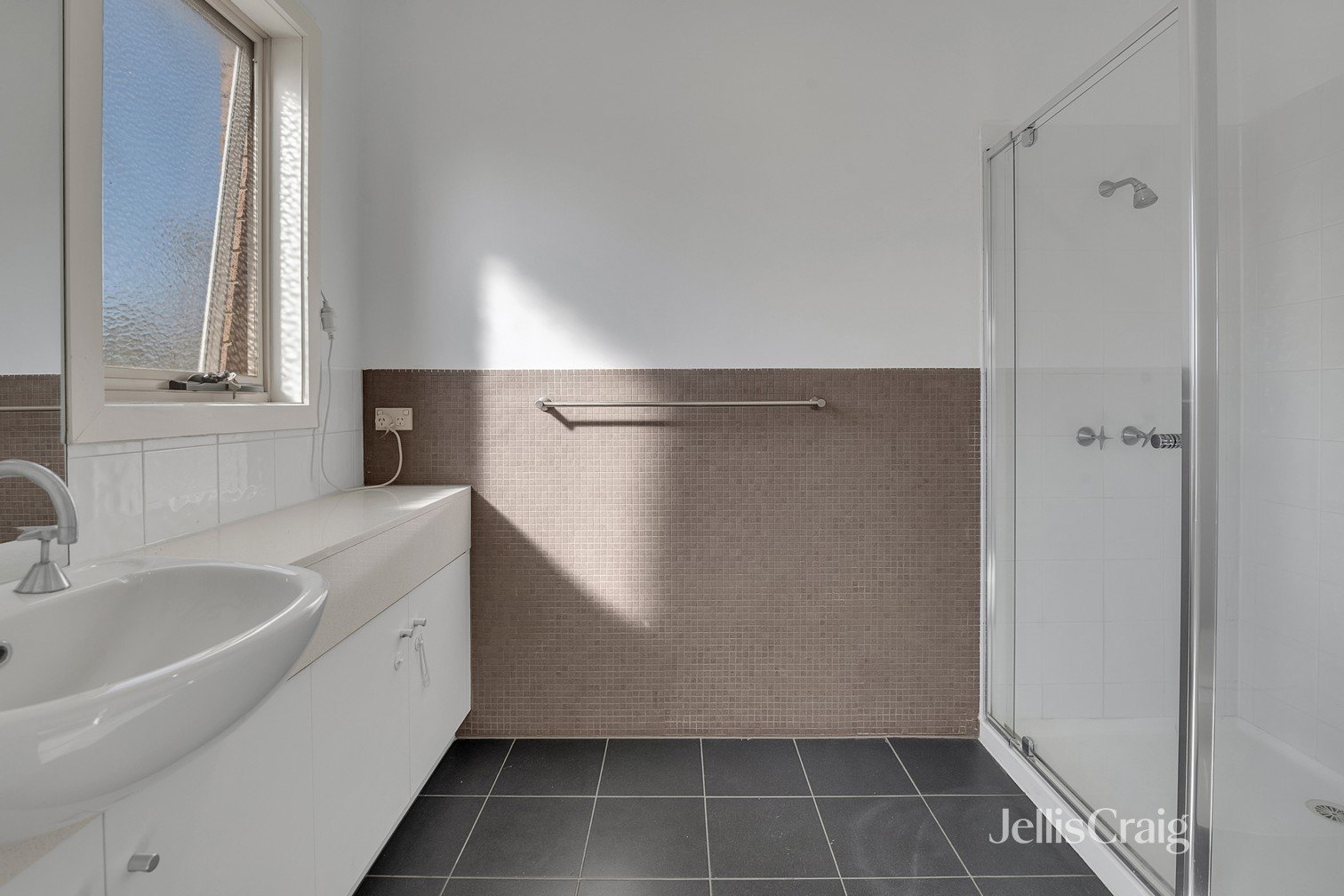 2/30 Grantham Street, Brunswick&nbsp;West image 10