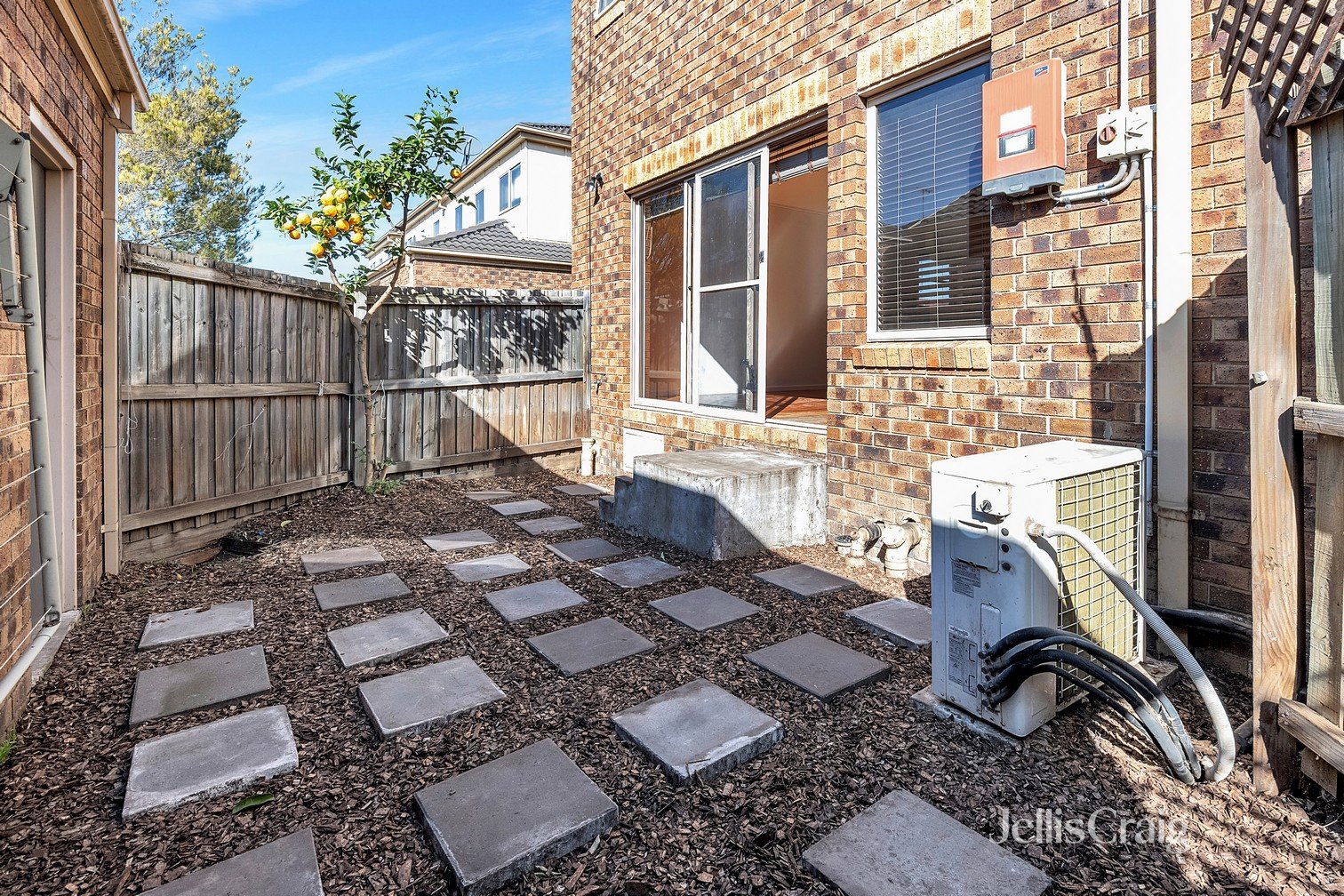 2/30 Grantham Street, Brunswick&nbsp;West image 12