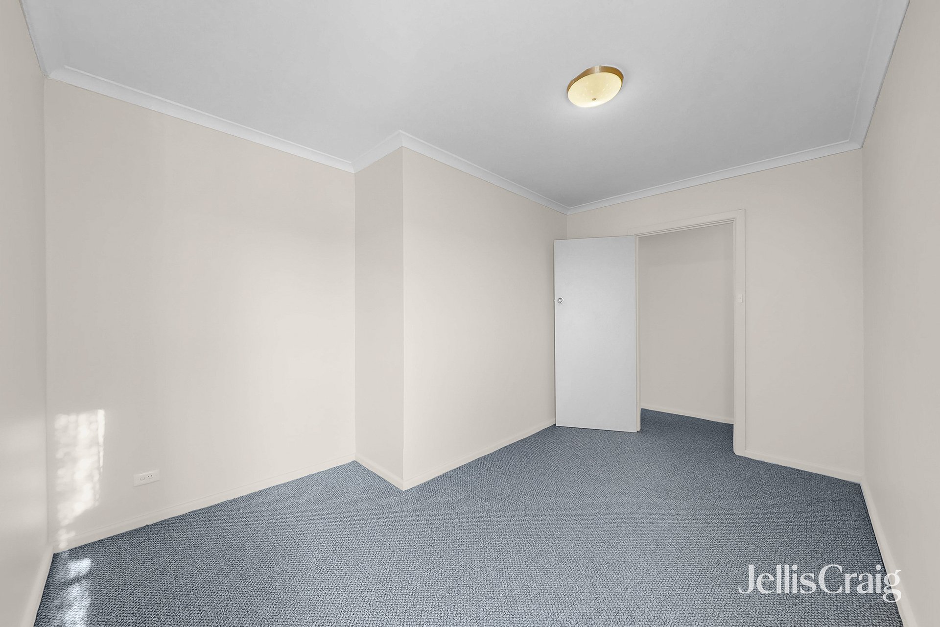 2/30 Lebanon Street, Strathmore image 9