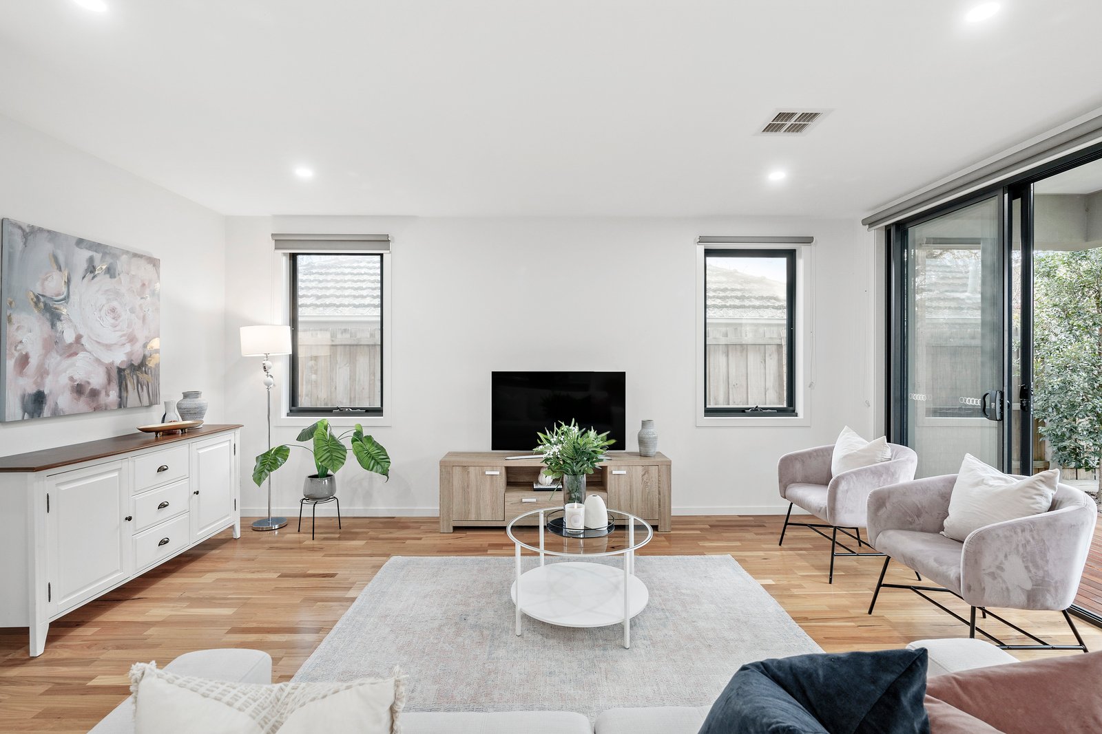 Property Gallery Thumbnail 4