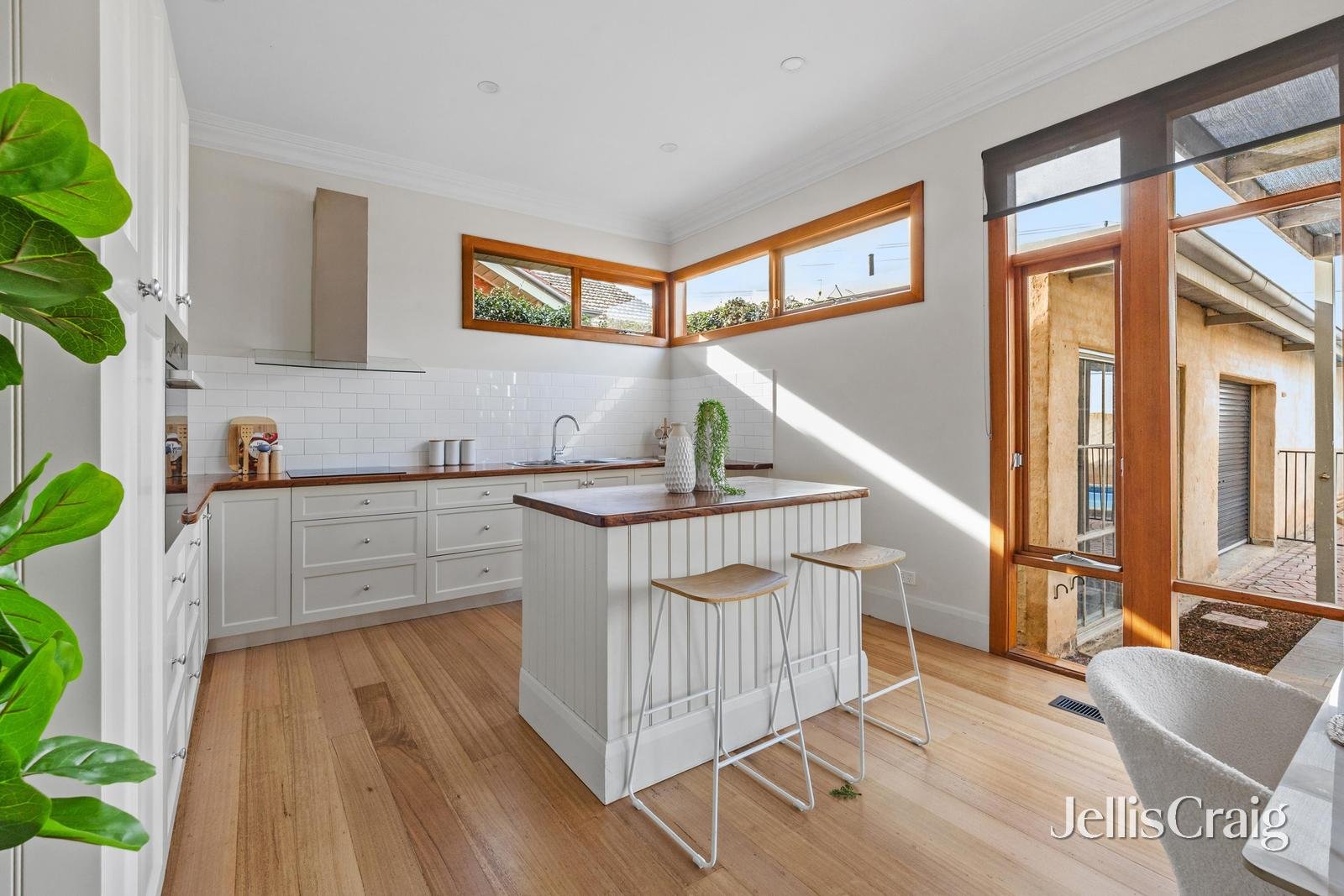 230 Melbourne Road, Williamstown image 8