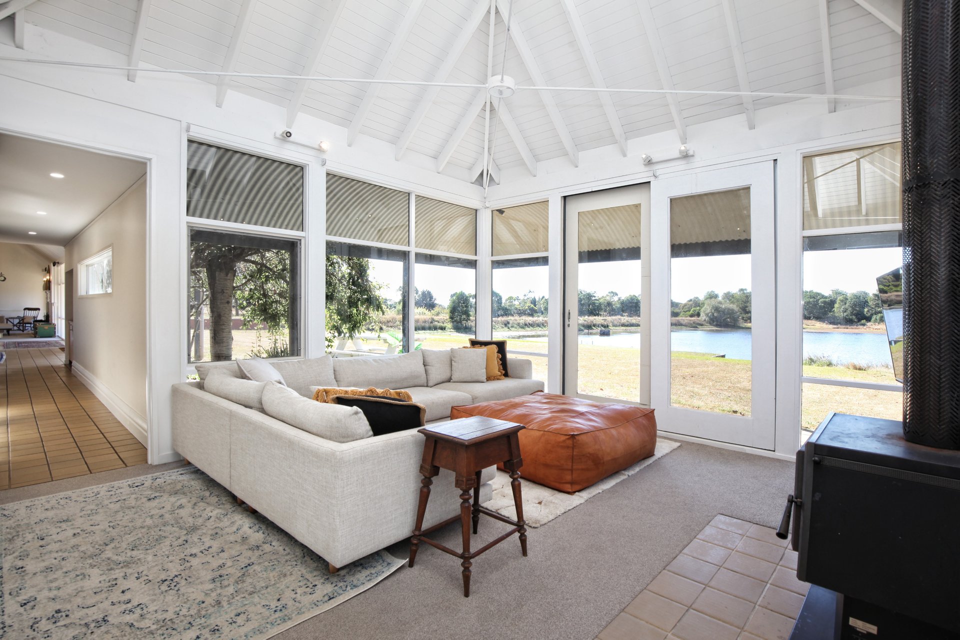 Property Gallery Thumbnail 9