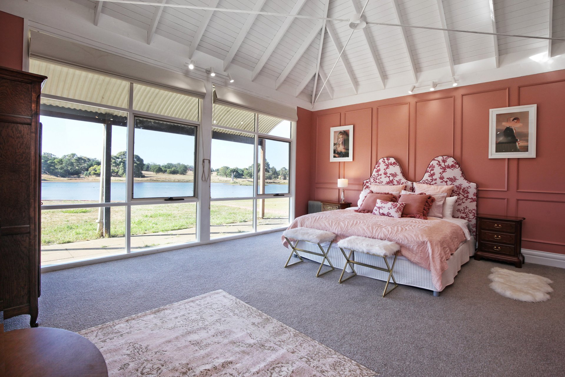 Property Gallery Thumbnail 14