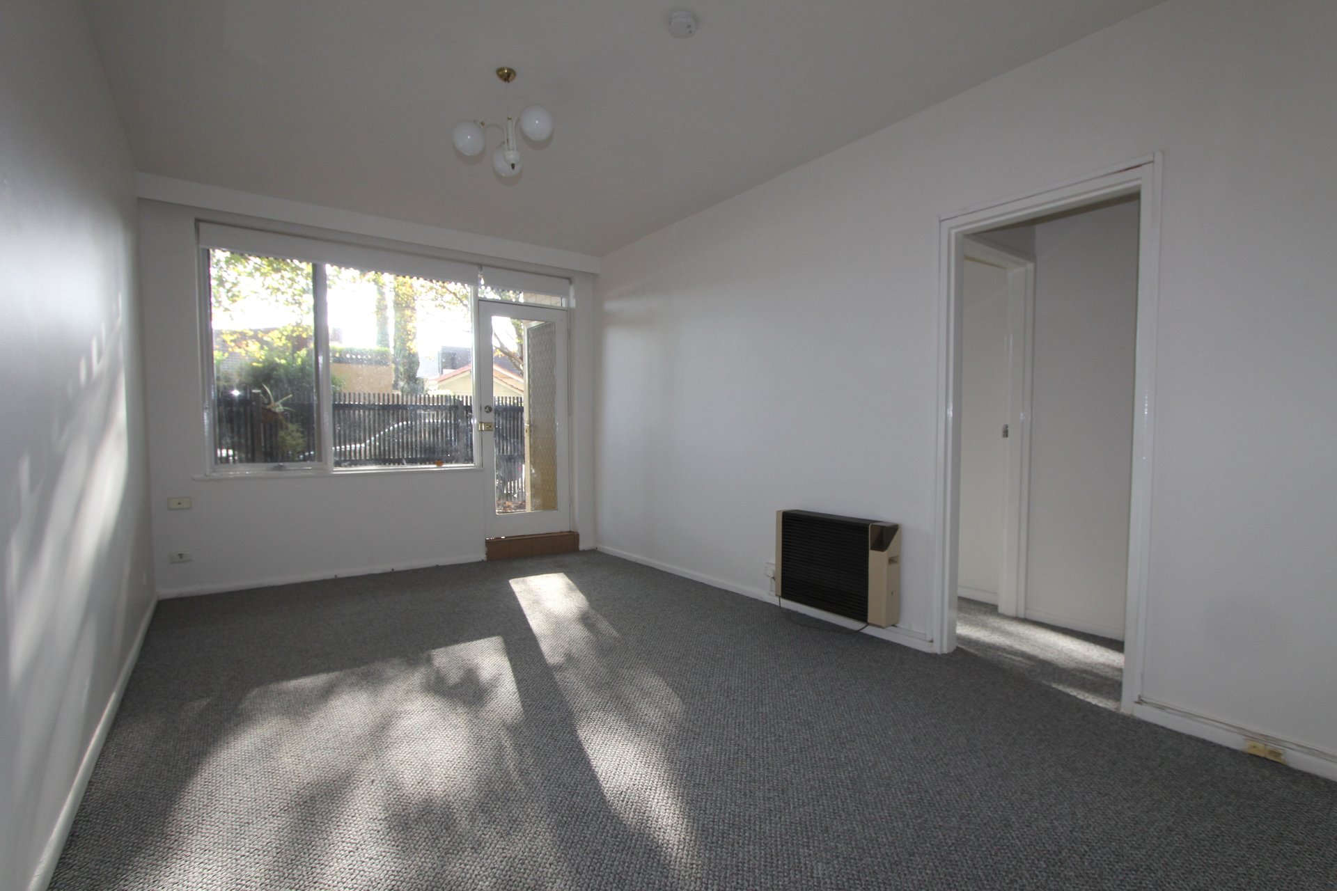 Property Gallery - Main Image