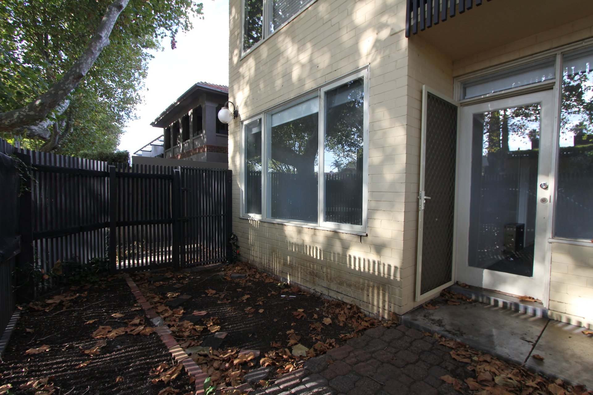 Property Gallery Thumbnail 11
