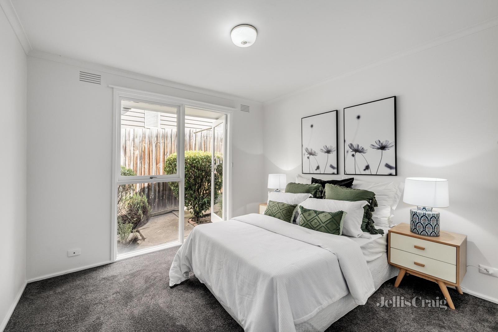 2/30 Spencer Road, Camberwell image 4
