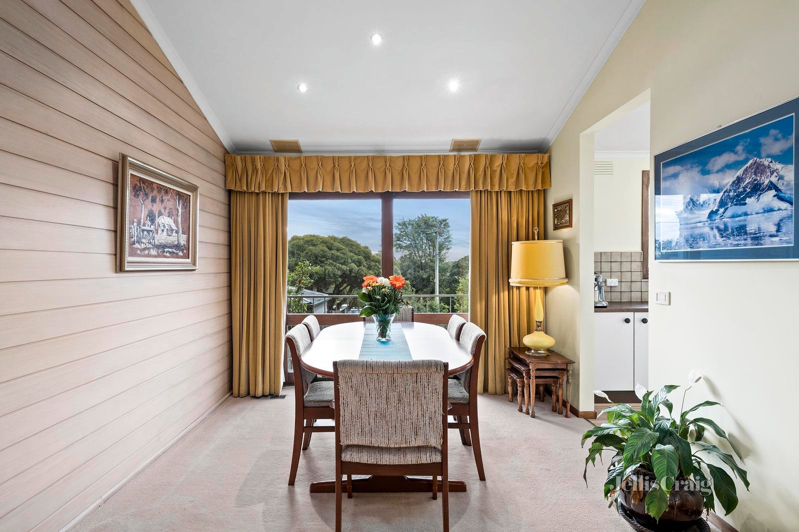 2/30 Thomas Street, Doncaster East image 6