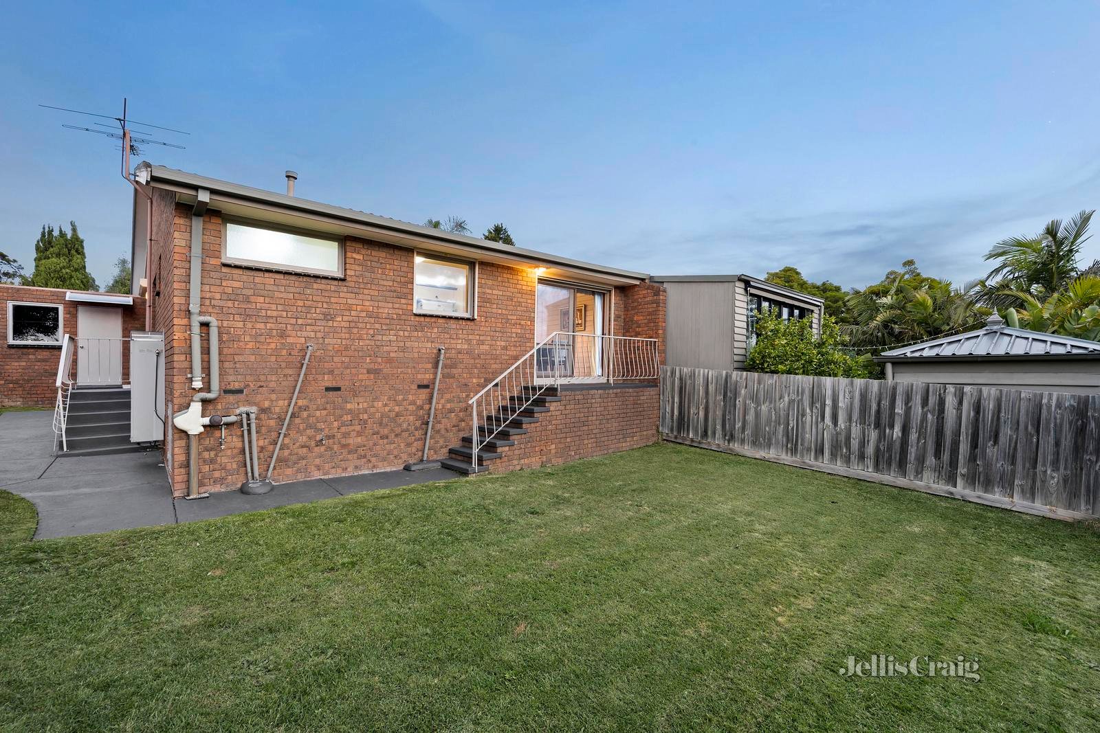 2/30 Thomas Street, Doncaster East image 12