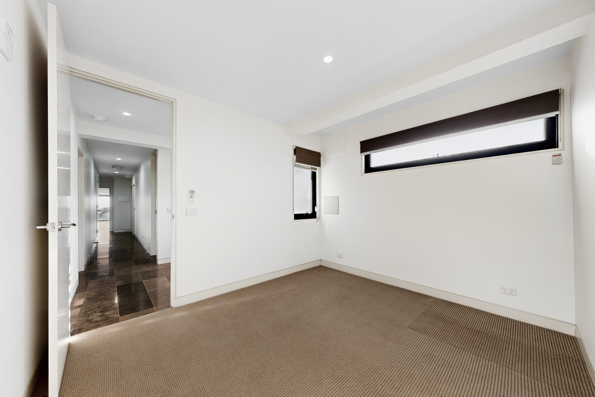 2/301 Beaconsfield Parade, Middle&nbsp;Park image 6