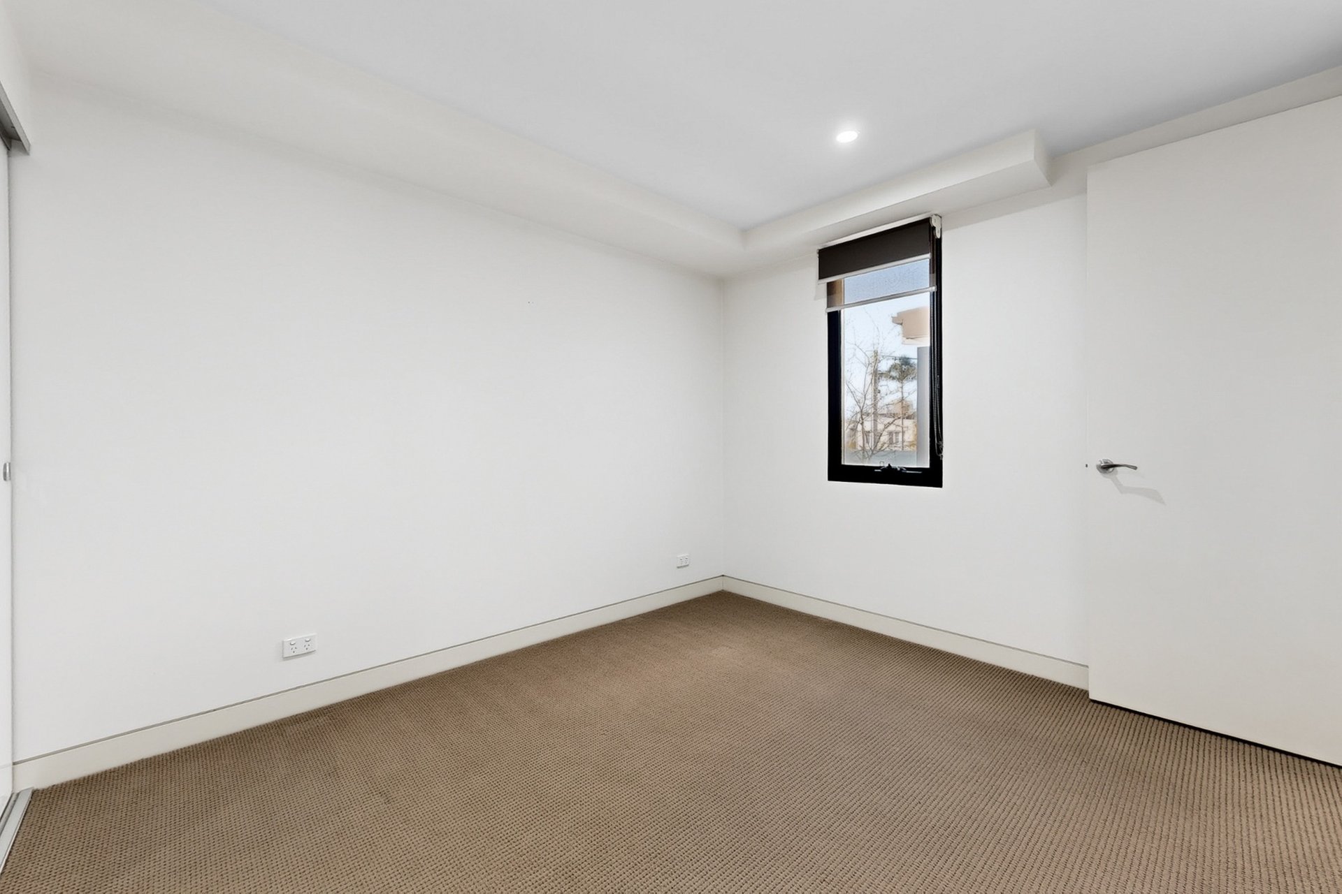 2/301 Beaconsfield Parade, Middle&nbsp;Park image 7