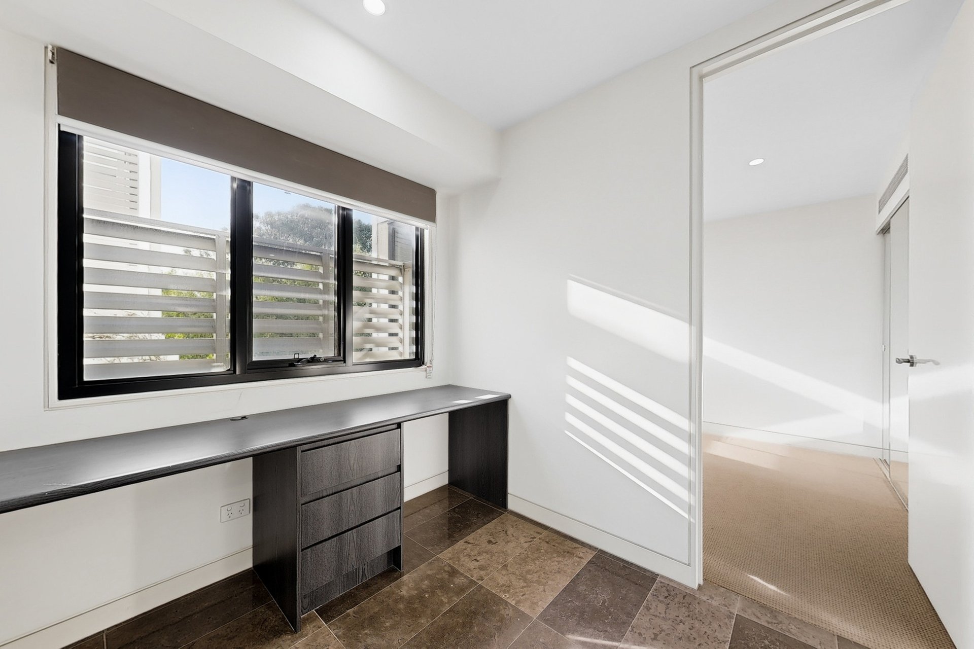 2/301 Beaconsfield Parade, Middle&nbsp;Park image 11