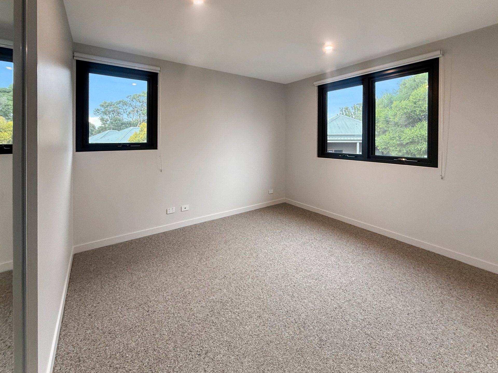 2301/104 Colac Road, Highton image 4
