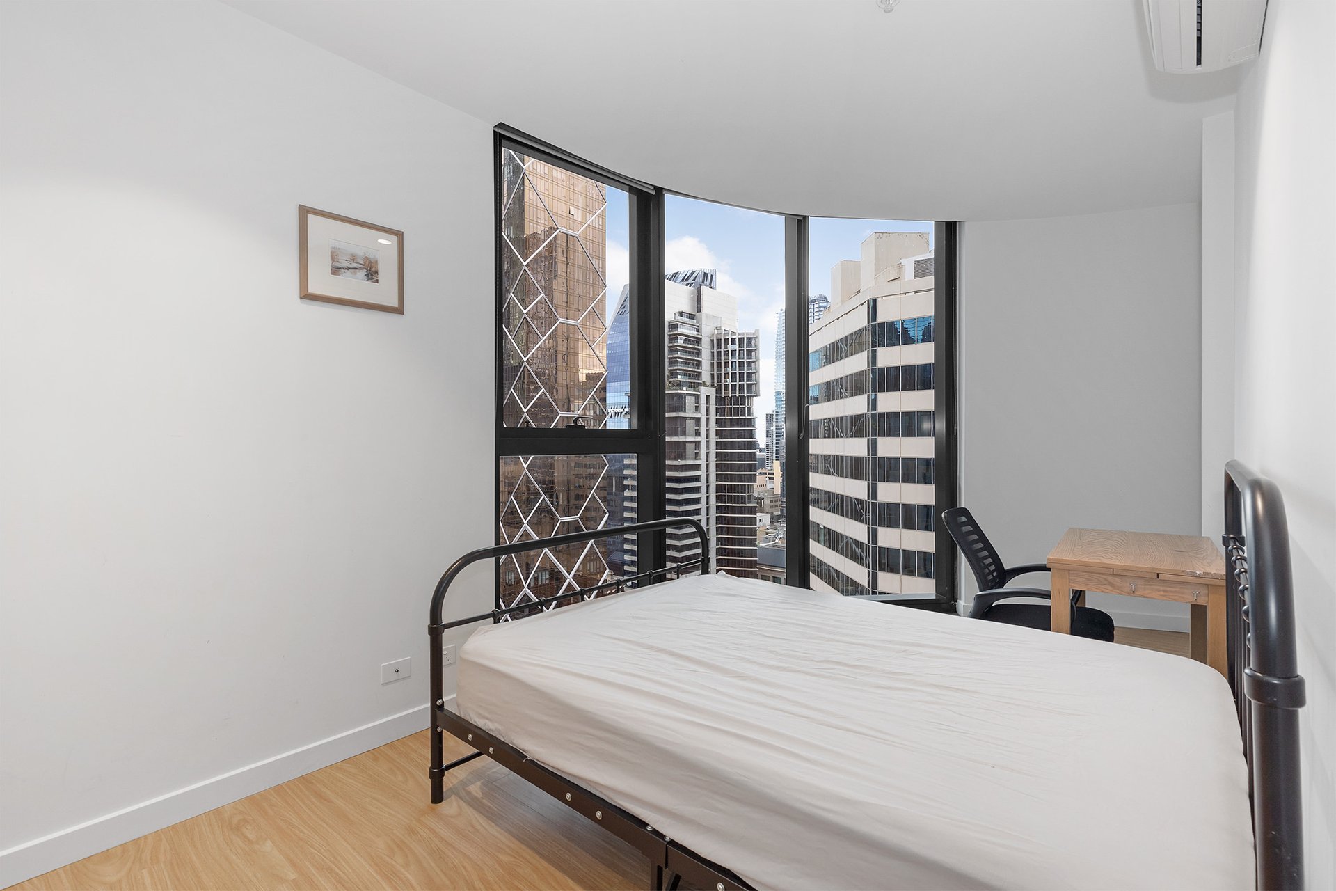 Property Gallery Thumbnail 4