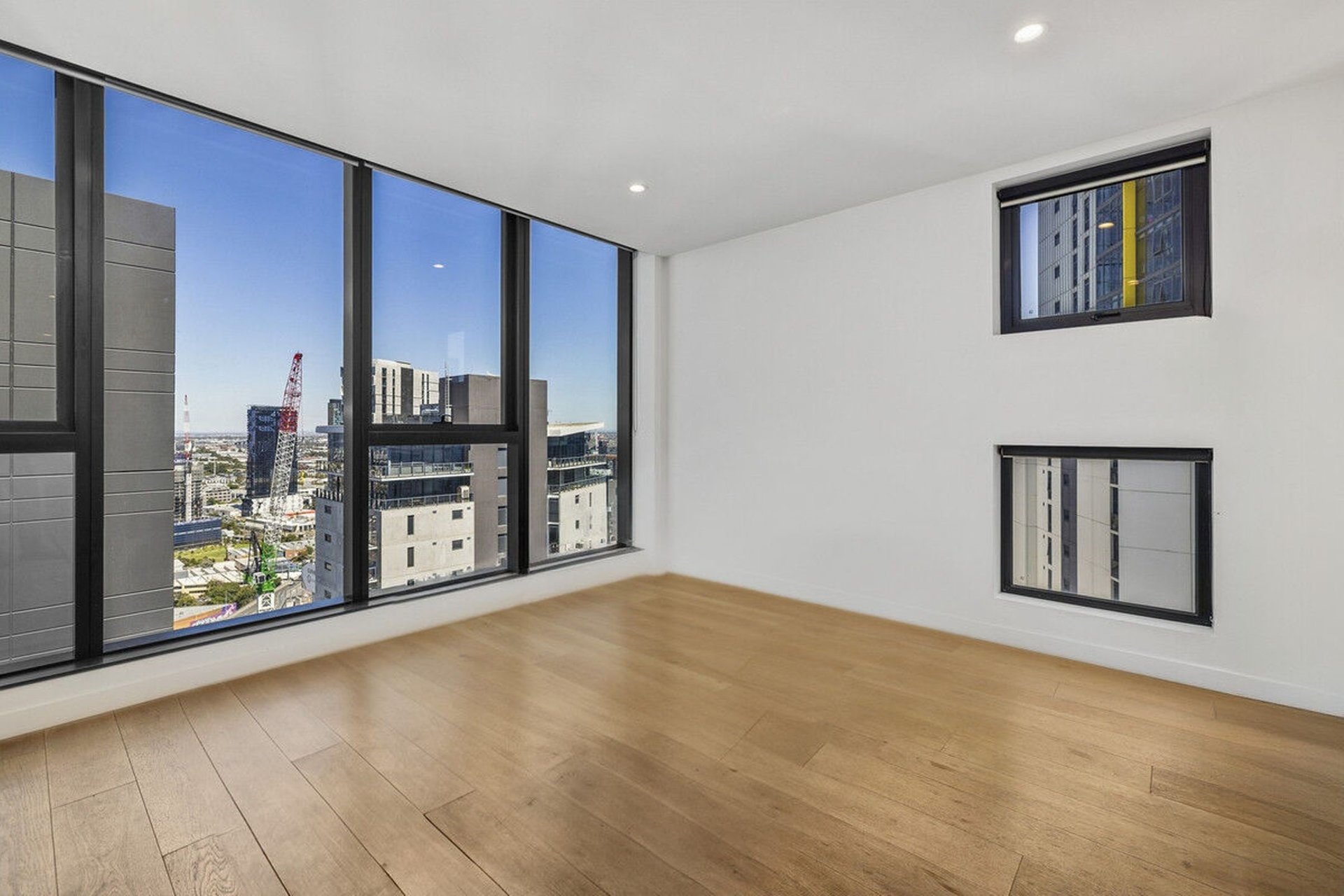 2302/58 Clarke Street, Southbank image 4