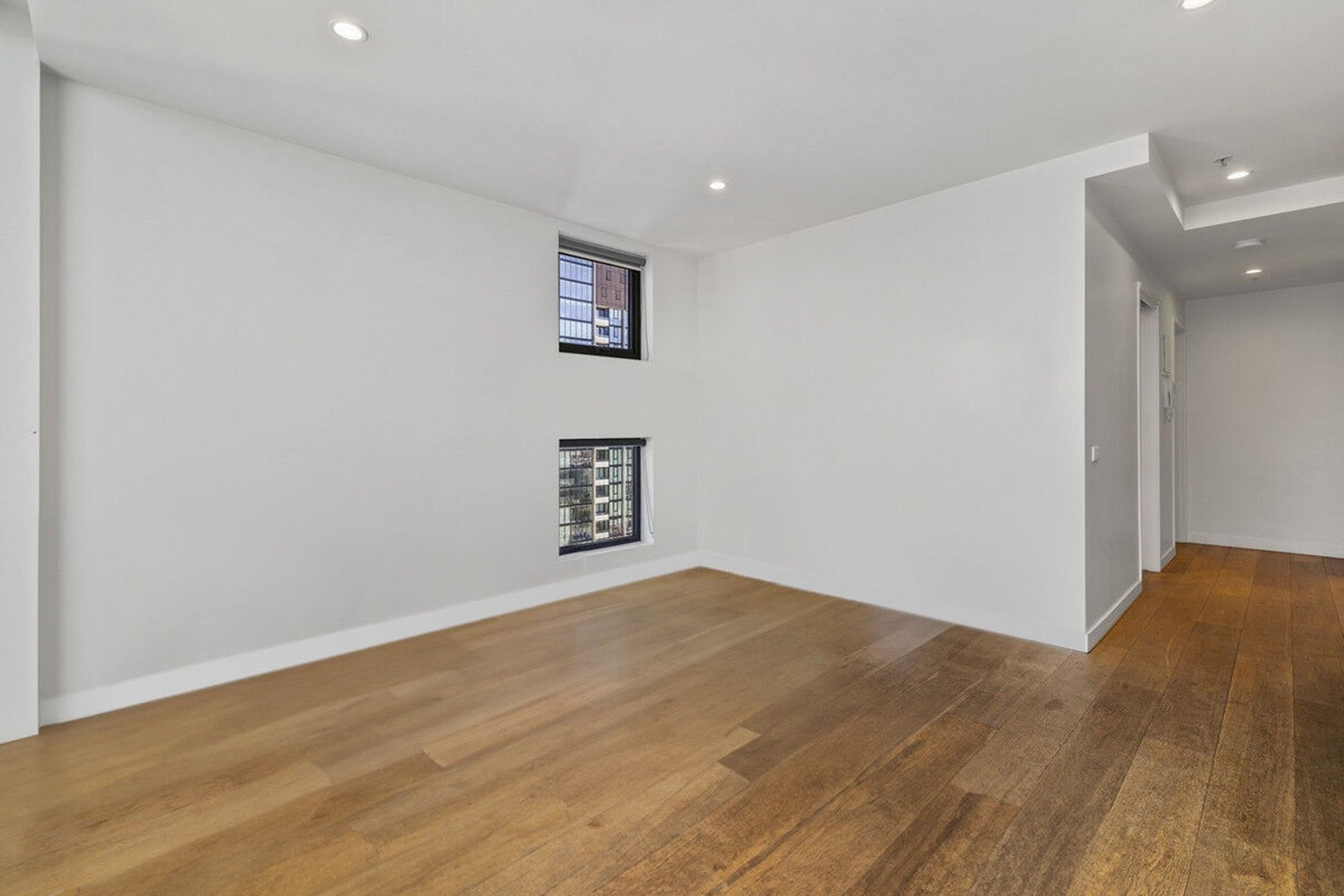 2302/58 Clarke Street, Southbank image 5