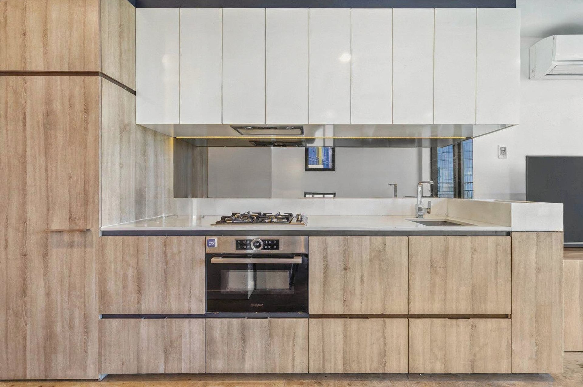 2302/58 Clarke Street, Southbank image 7