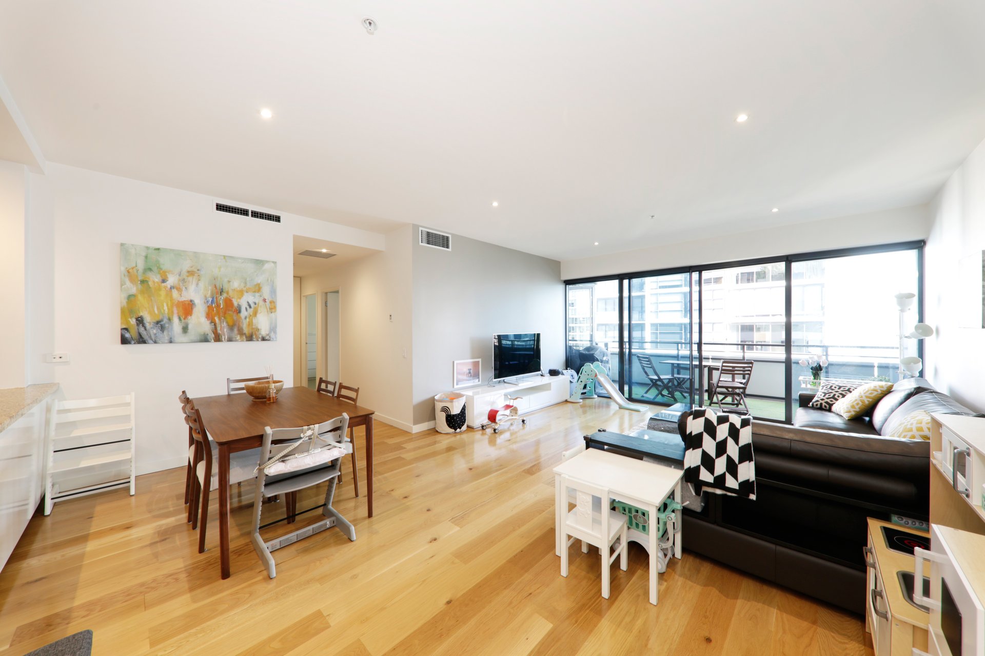 2303/45 Haig Street, Southbank image 2